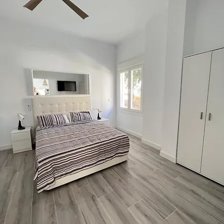 Playa De La Misericordia Appartement *